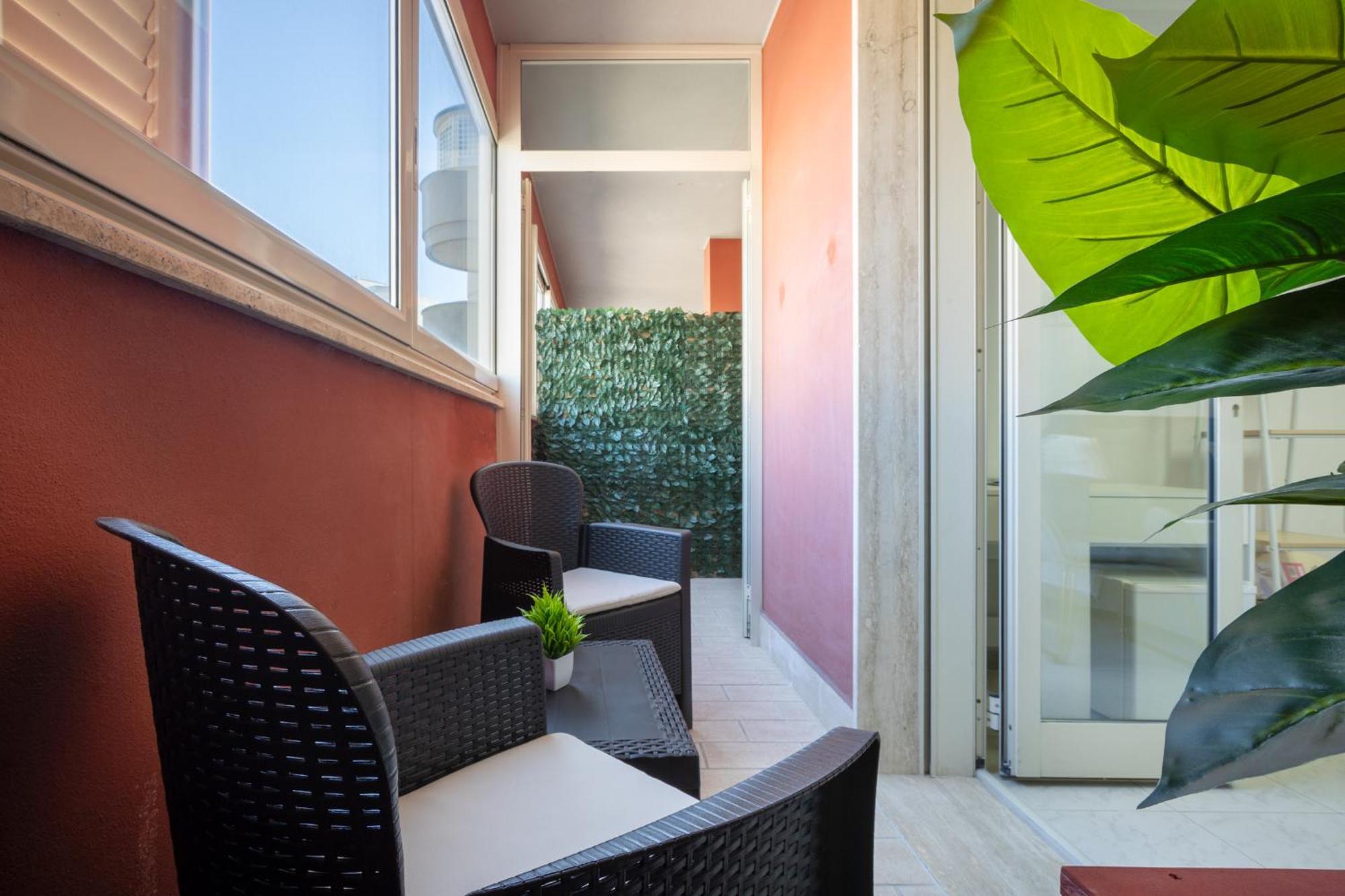 Fior Di Loto Central Cagliari Exterior foto